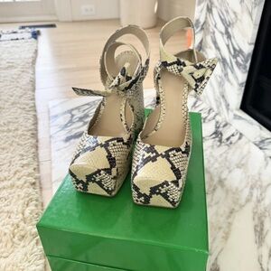 Bottega Veneta Python Tower Pump